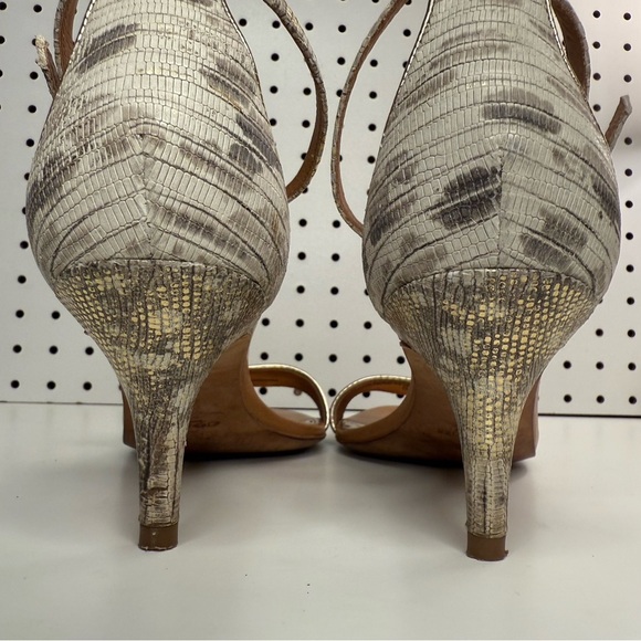 COACH Brown, Gold & White Snakeskin Embossed Round Toe Kitten Heel Shoes Size 9B - Picture 10 of 17